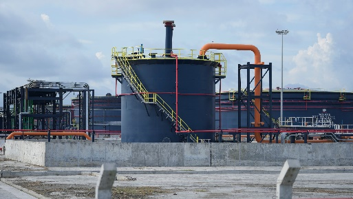 As Nigeria’s Dangote refinery nears record IPO, investors focus on oil supply costs